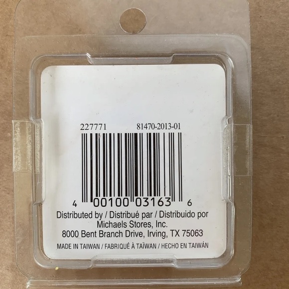 NIP Recollections Glittery Flower Shaped Brads Scrapbook Craft Card Making - Picture 2 of 3